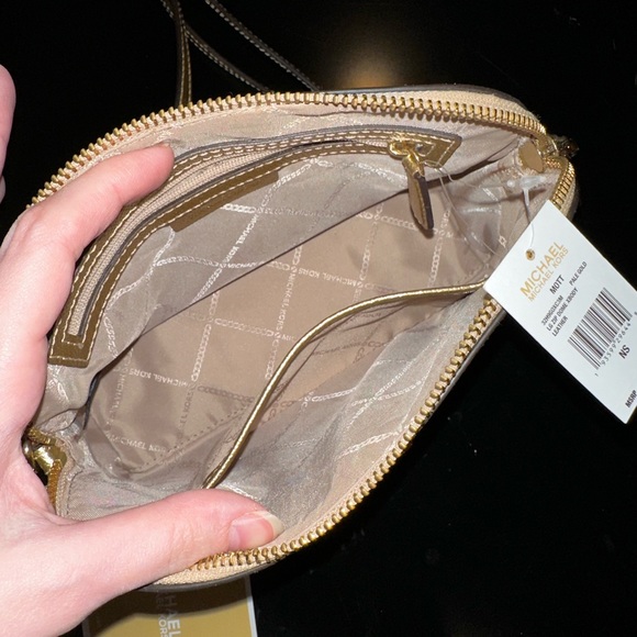 NWT Michael Kors Purse - Picture 4 of 5